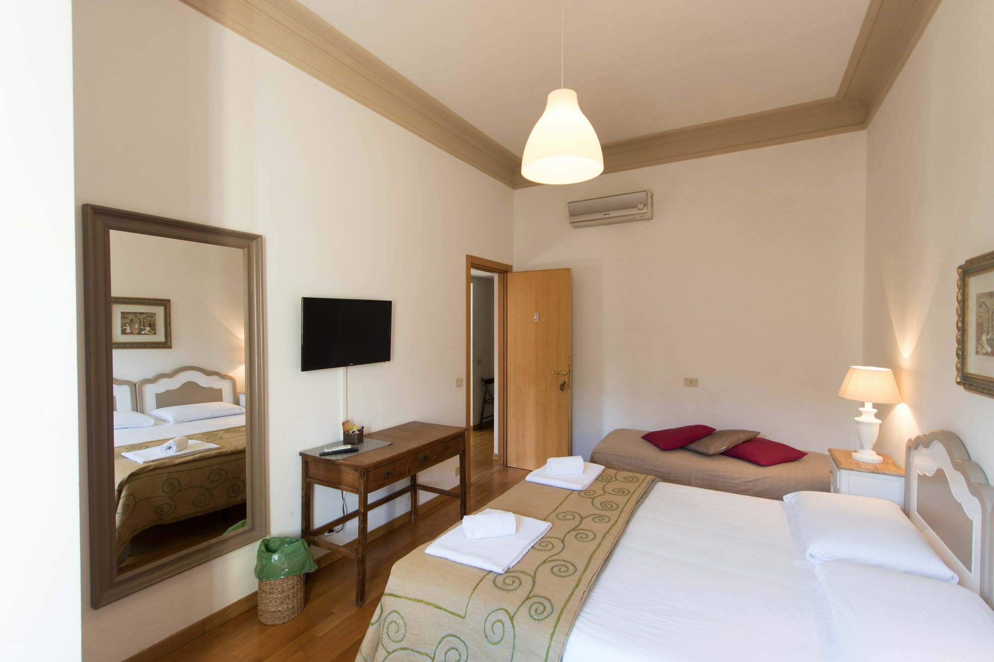 Le Suites Di Tevere Home Rome Luaran gambar